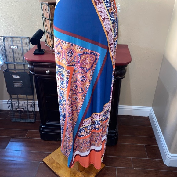 Nwot Venus Ultimate Strappy Back Dress size Small - Picture 3 of 6